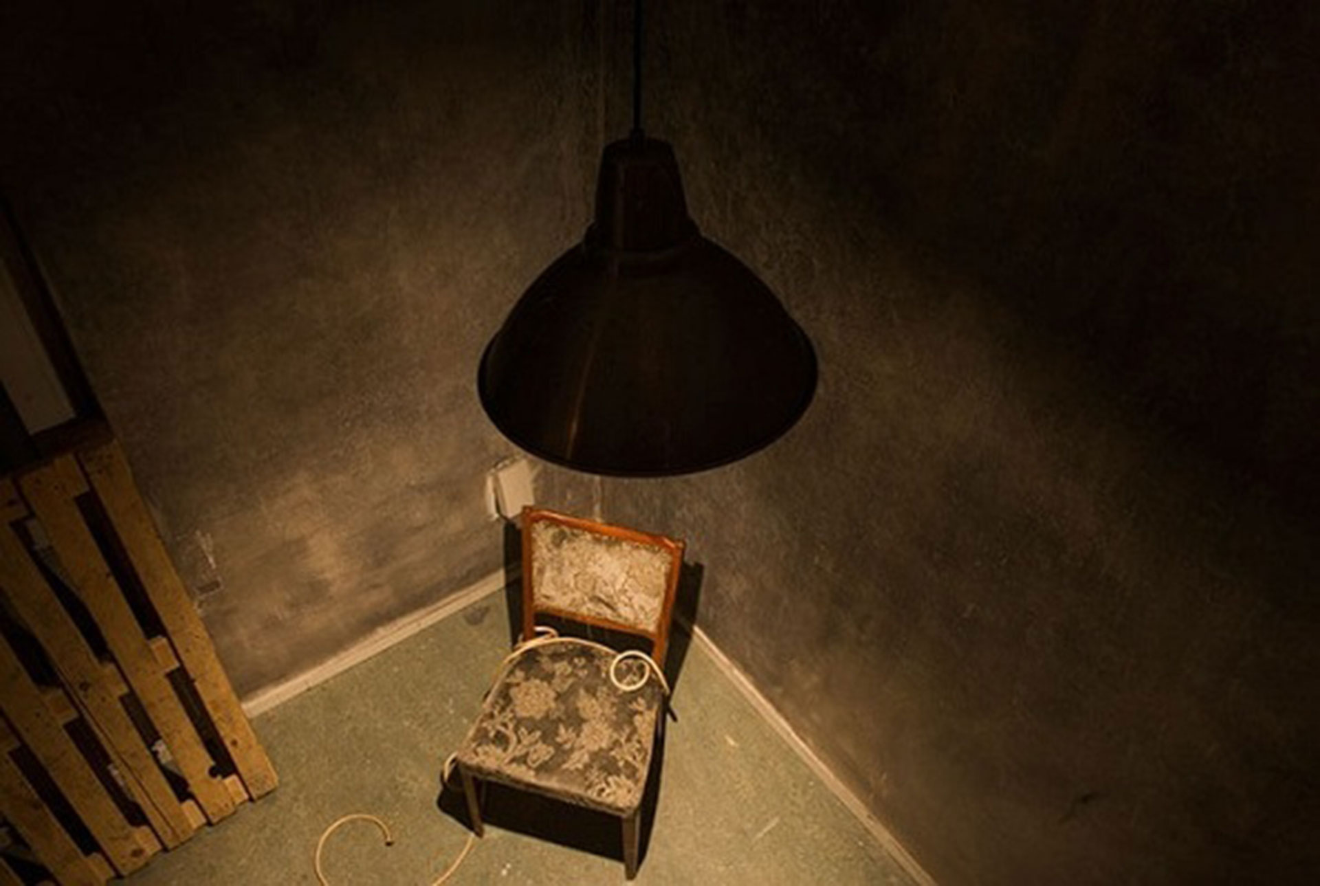 What Type Of Puzzles Are In An Escape Room? Fox in a Box Escape…